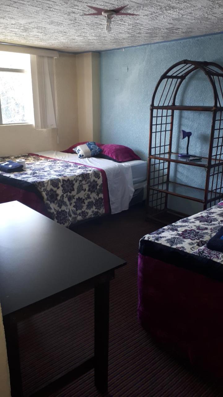 Hotel Kasa Kamelot 2 Quetzaltenango Esterno foto