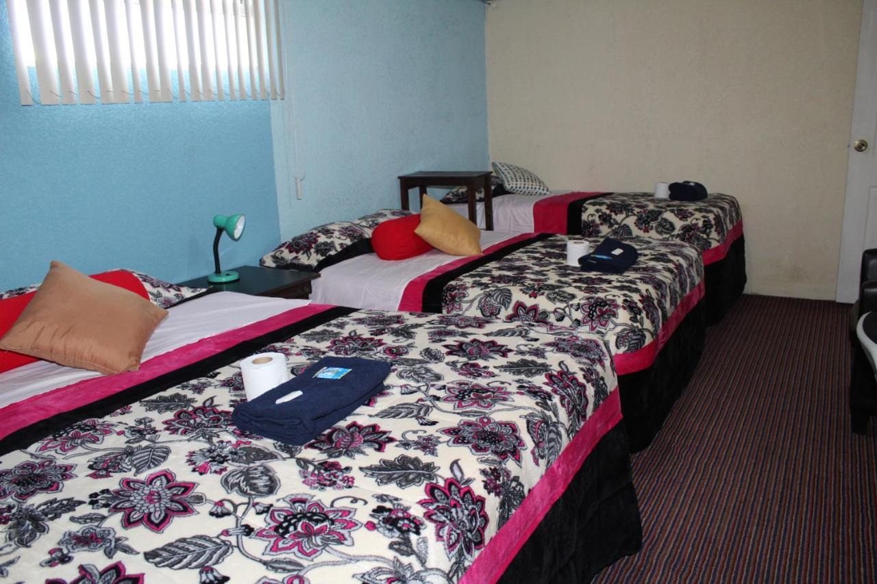Hotel Kasa Kamelot 2 Quetzaltenango Esterno foto