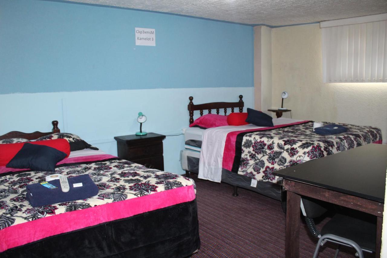 Hotel Kasa Kamelot 2 Quetzaltenango Esterno foto