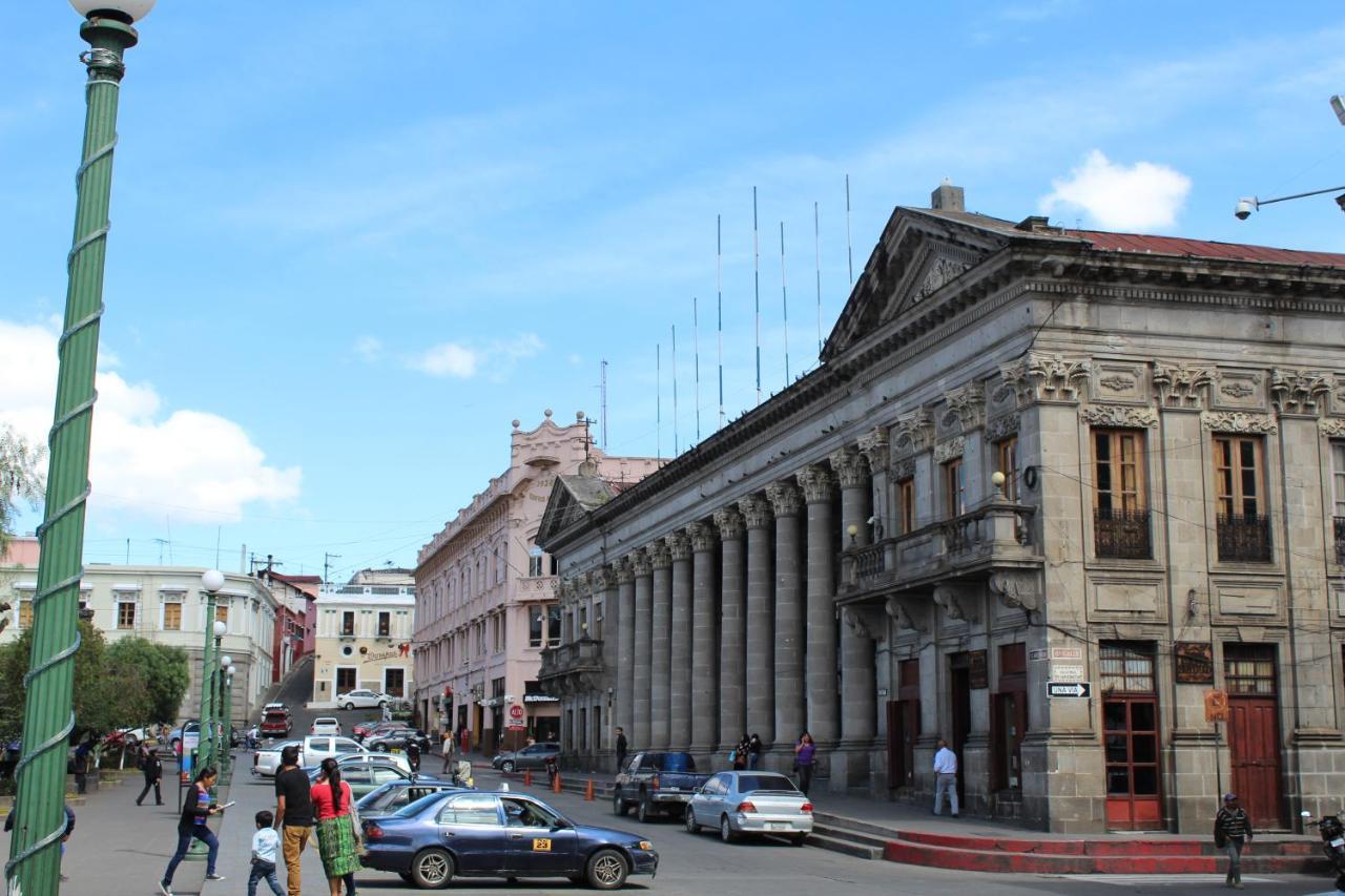 Hotel Kasa Kamelot 2 Quetzaltenango Esterno foto
