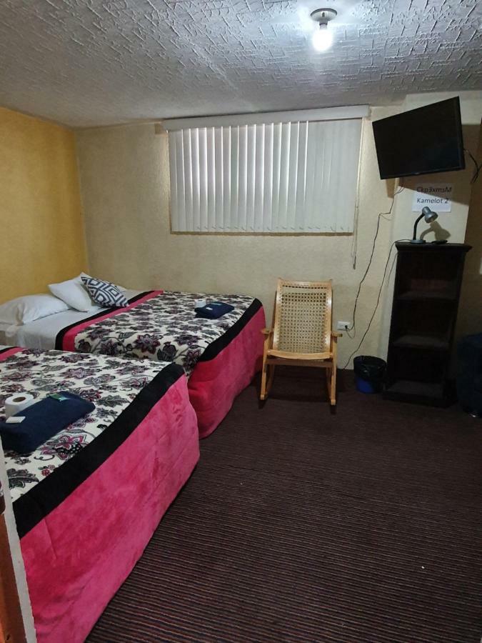 Hotel Kasa Kamelot 2 Quetzaltenango Esterno foto